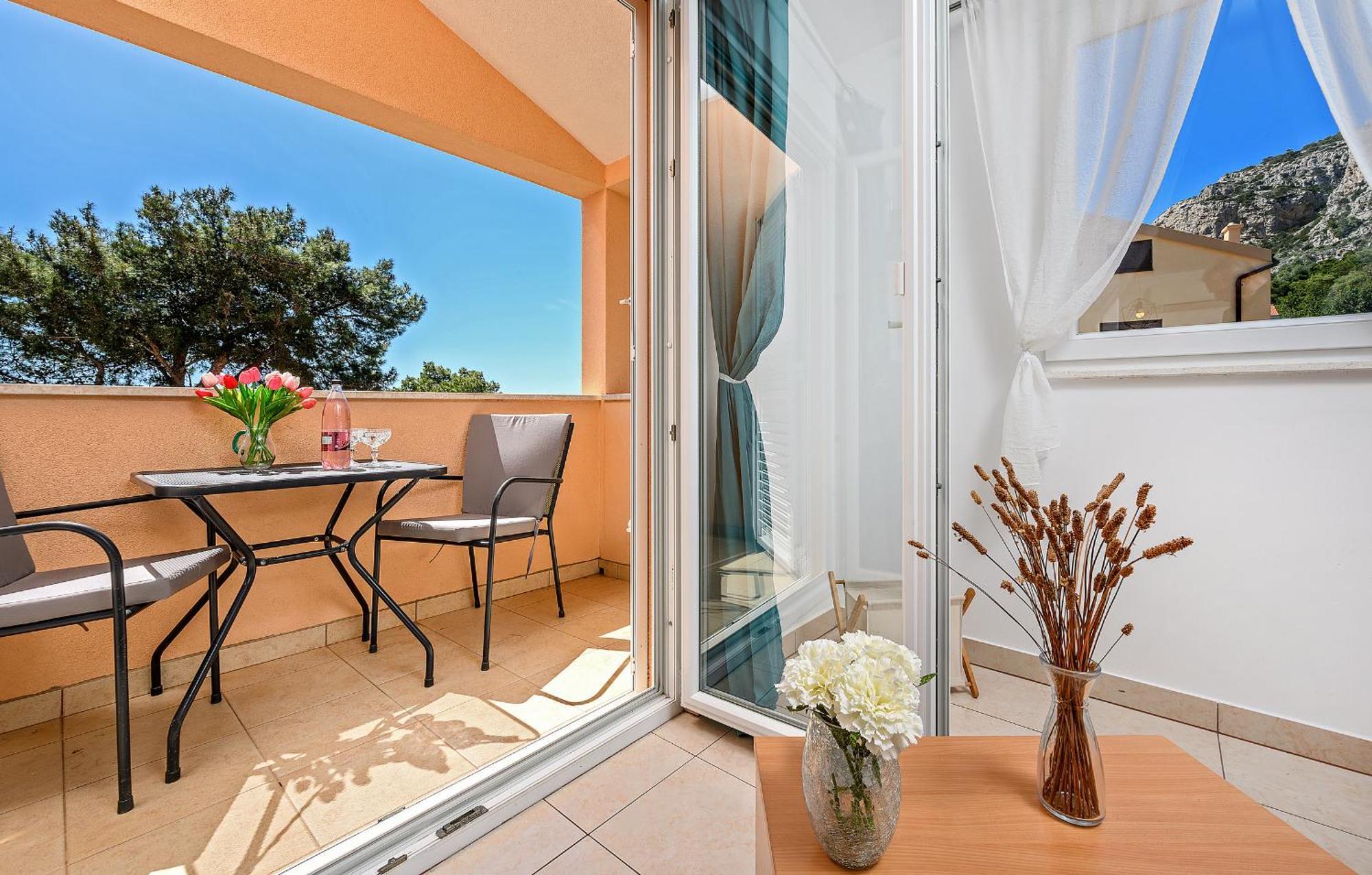 Apartment Mare Komiza Exterior photo